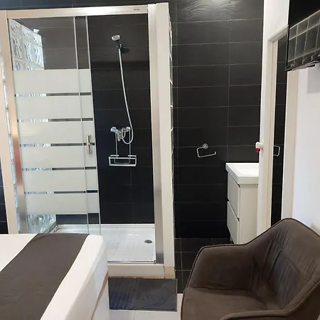 Rous - Solo Adultos * Valencia