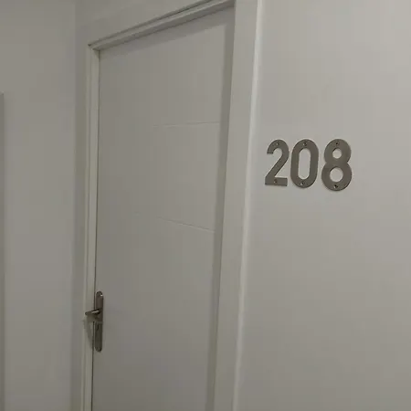 Rous - Solo Adultos * Valencia